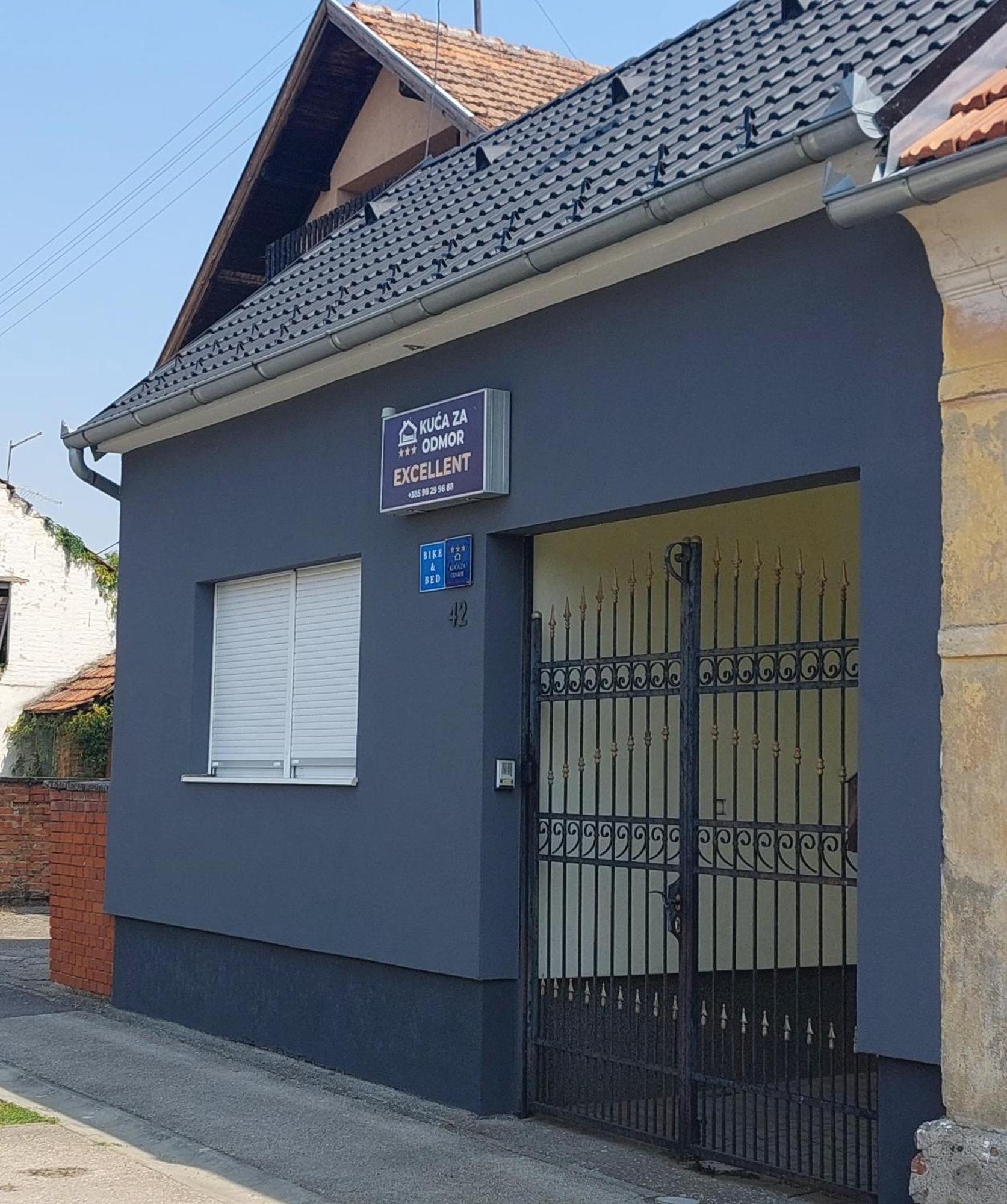 Apartman Excellent - Kuca Za Odmor U Zupanji -Natkriveno Parkirno Mjesto Zupanja Zewnętrze zdjęcie